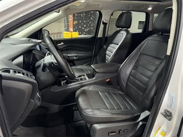 Thumbnail: 2017 Ford Escape - 15