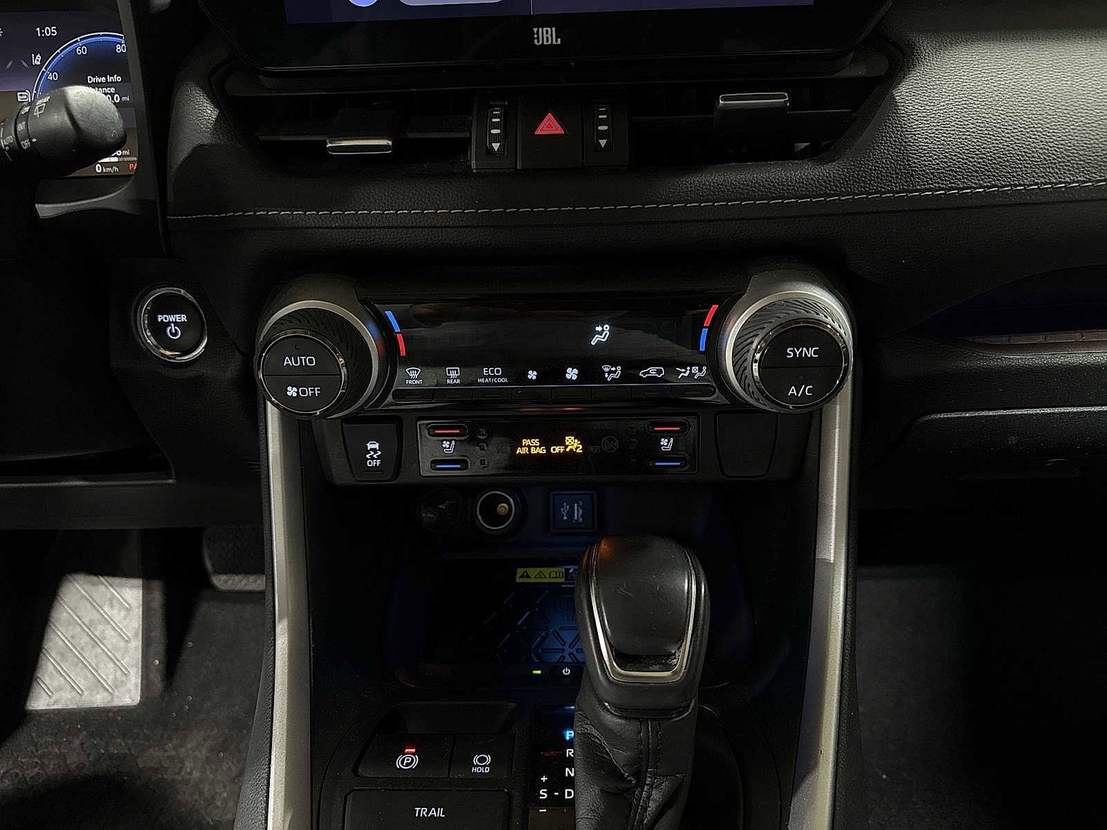 Thumbnail: 2023 Toyota RAV4 - 21