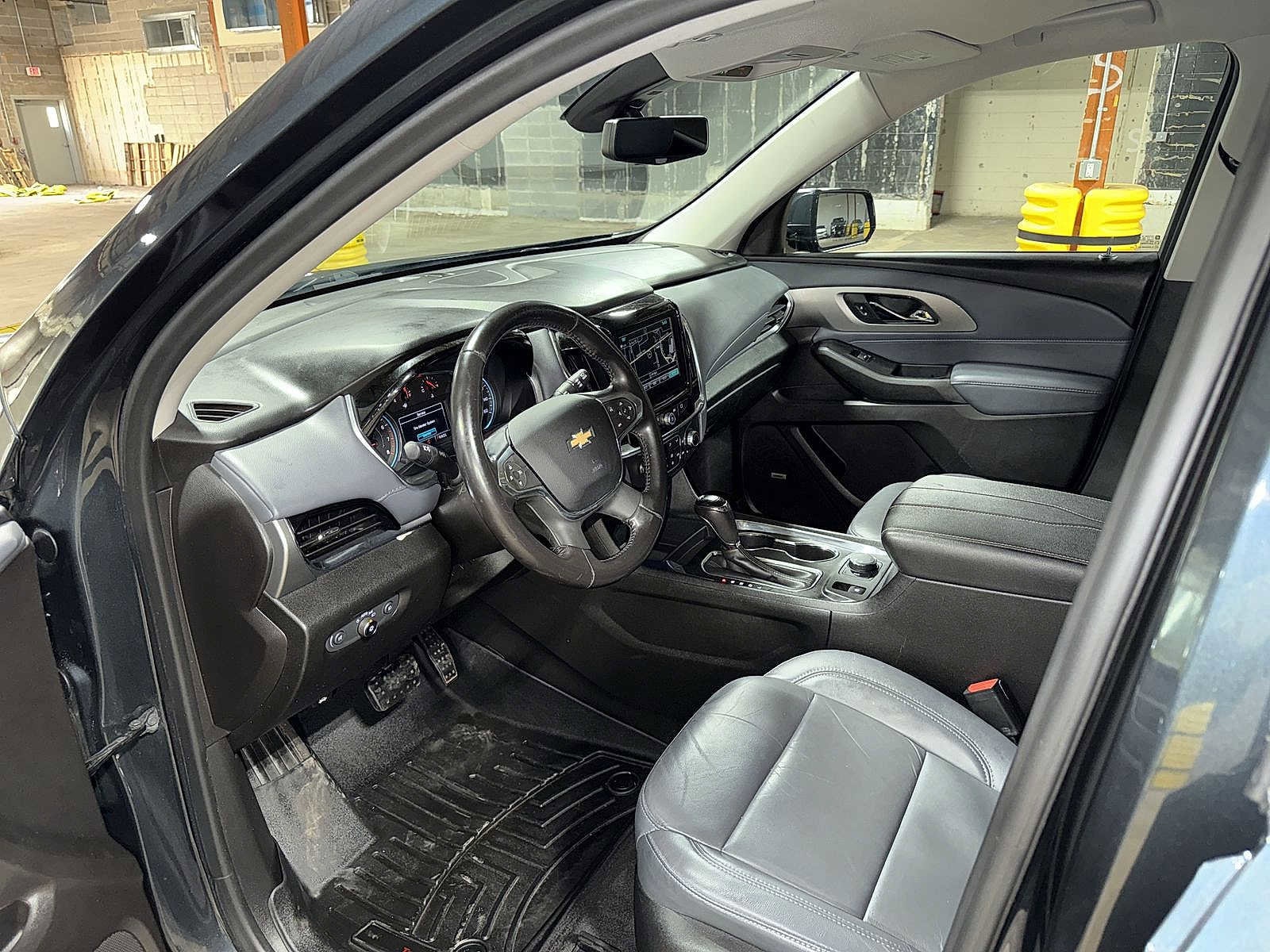 Thumbnail: 2018 Chevrolet Traverse - 30