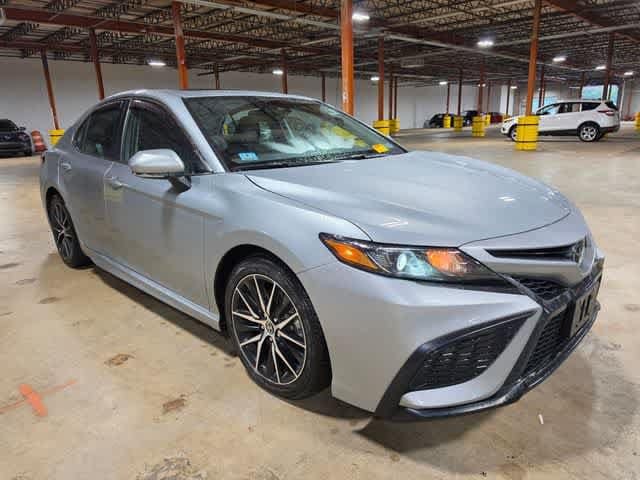 Thumbnail: 2023 Toyota Camry - 24