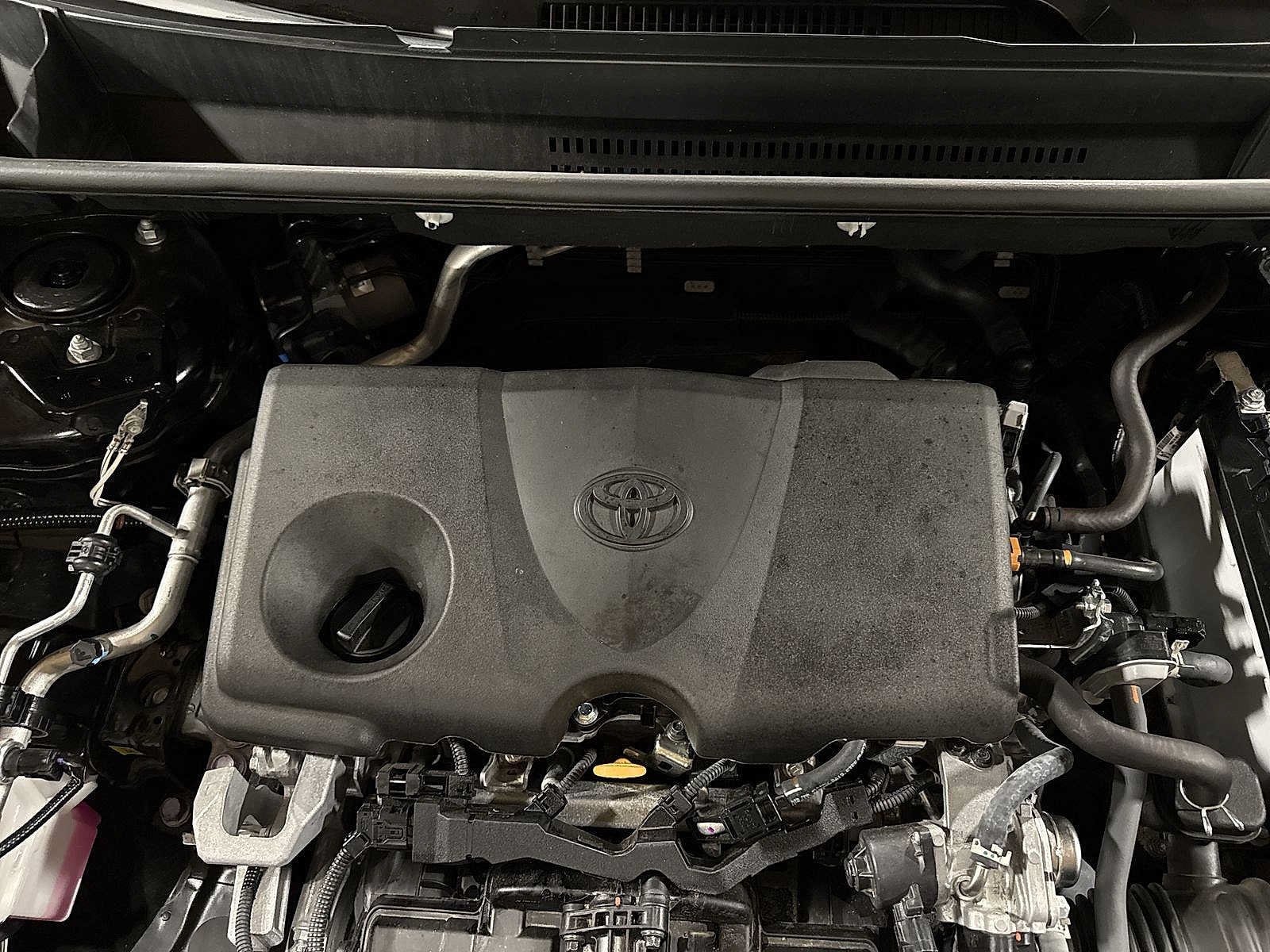 Thumbnail: 2025 Toyota RAV4 - 12