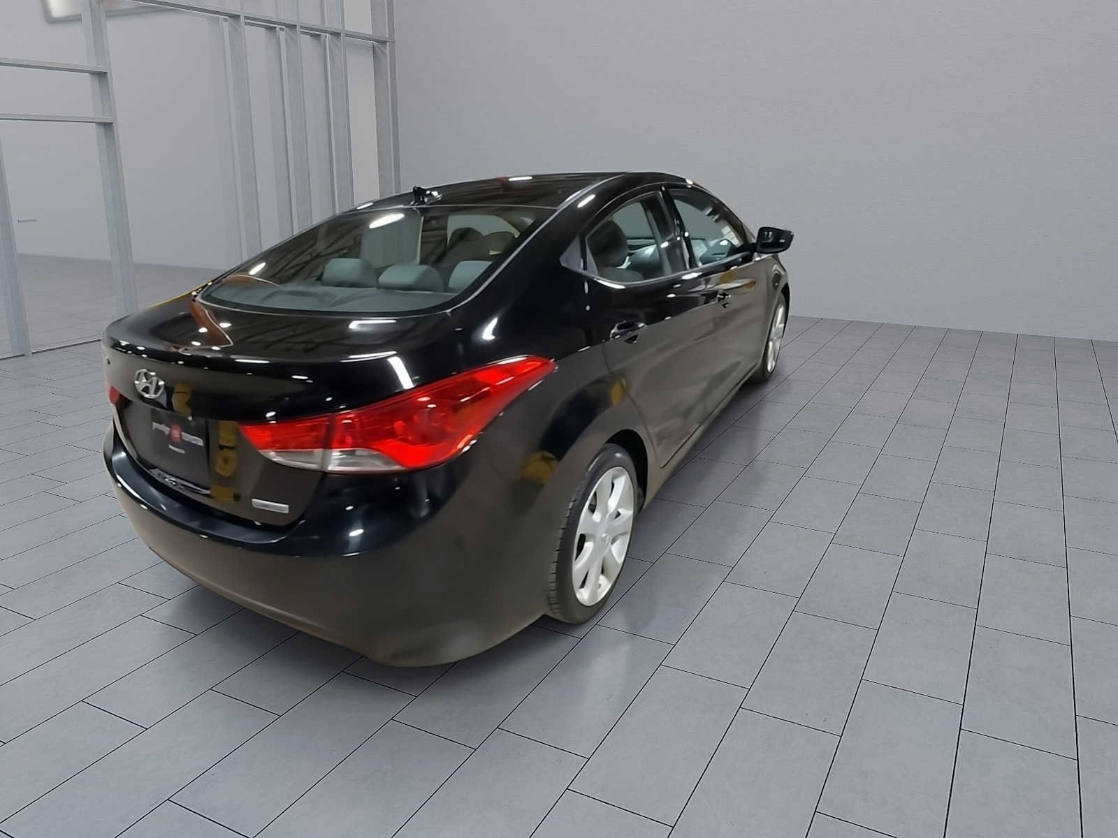 Thumbnail: 2013 Hyundai Elantra - 8