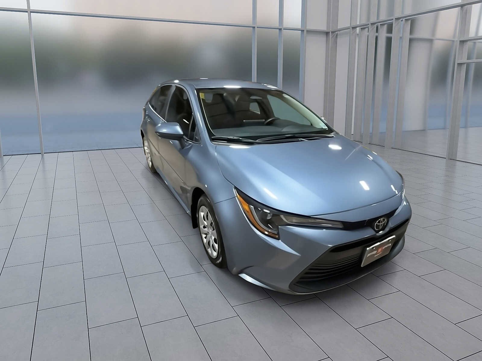 2024 Toyota Corolla LE photo 2