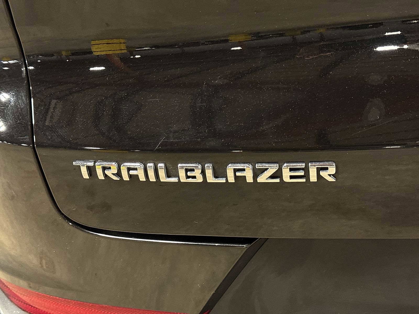 Thumbnail: 2023 Chevrolet TrailBlazer - 24