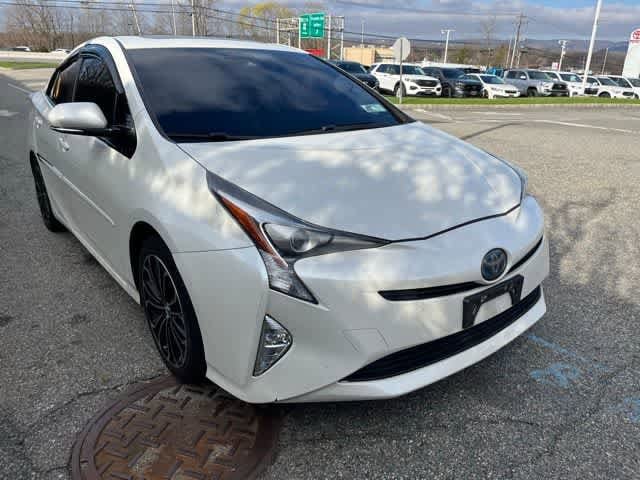 Thumbnail: 2016 Toyota Prius - 3