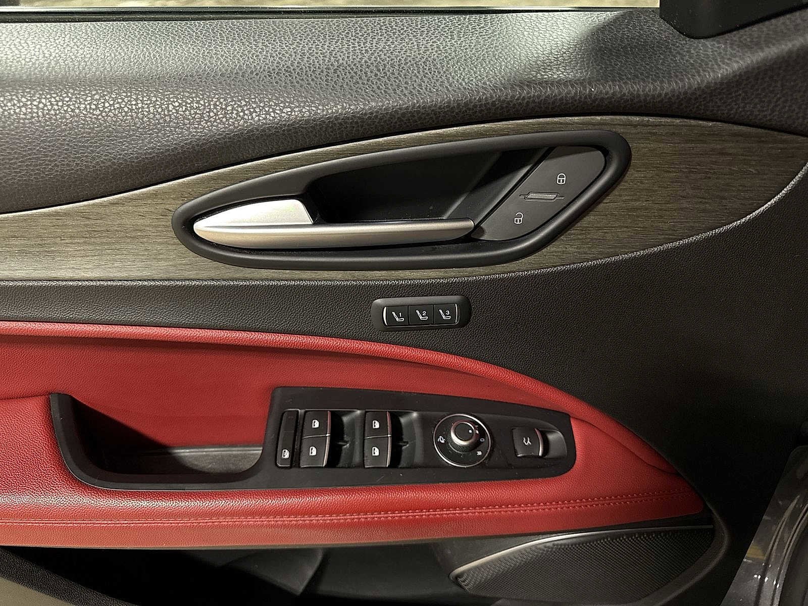 Thumbnail: 2019 Alfa Romeo Stelvio - 21