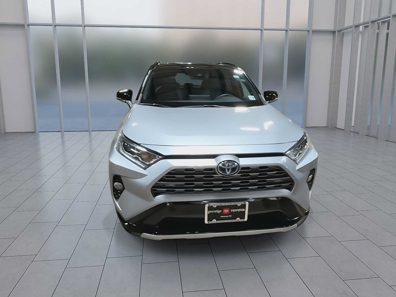 Thumbnail: 2021 Toyota RAV4 - 3