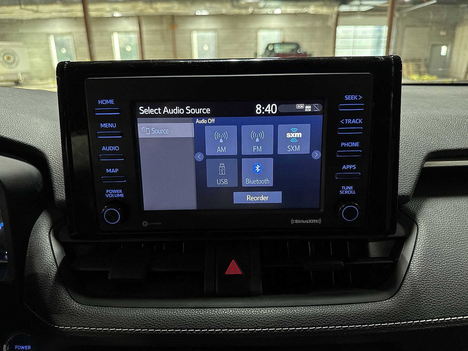 Thumbnail: 2021 Toyota RAV4 - 20