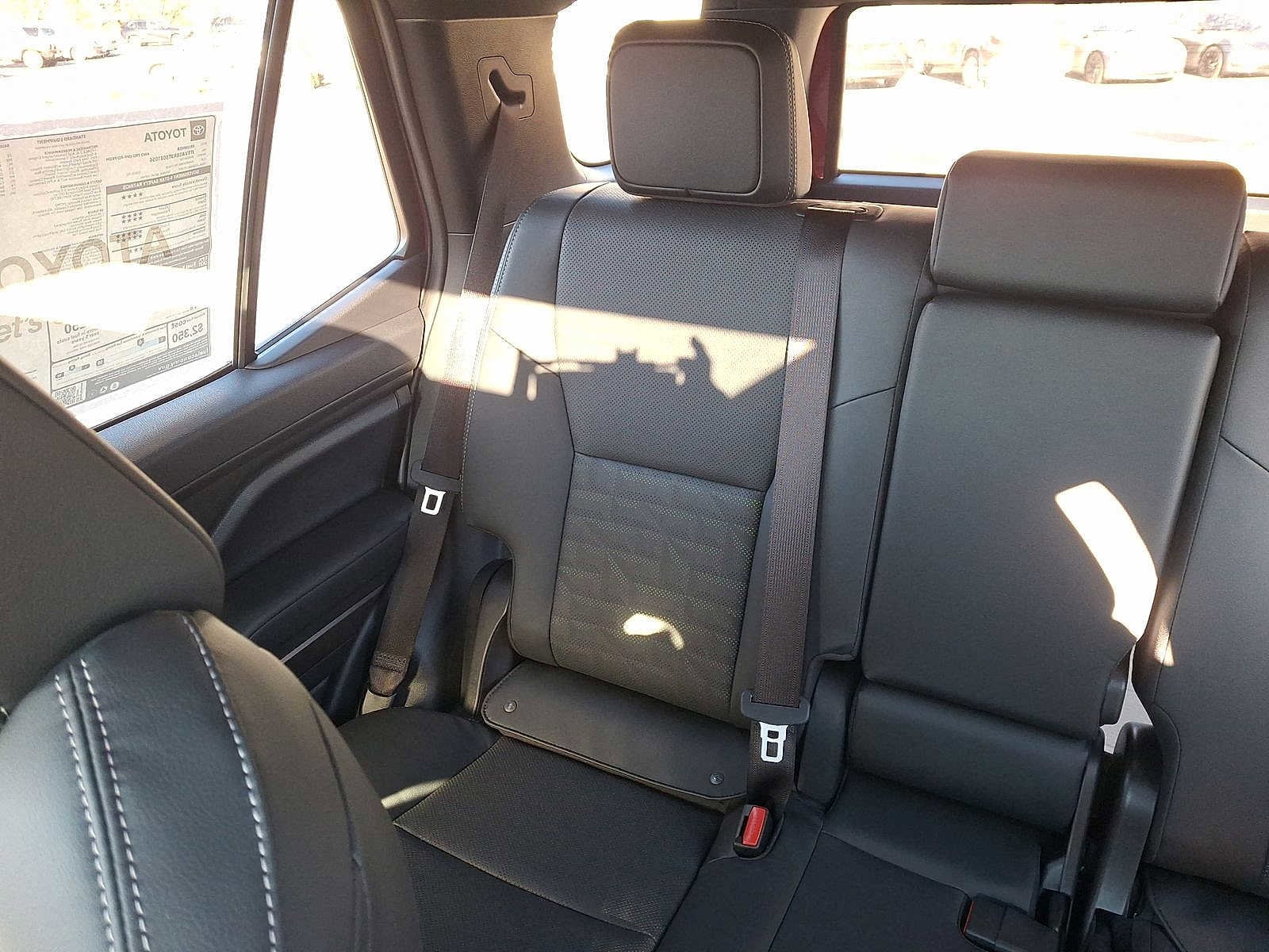 Thumbnail: 2026 Toyota 4Runner - 12