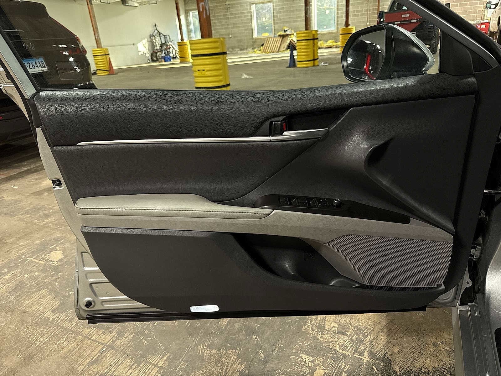 Thumbnail: 2023 Toyota Camry - 29