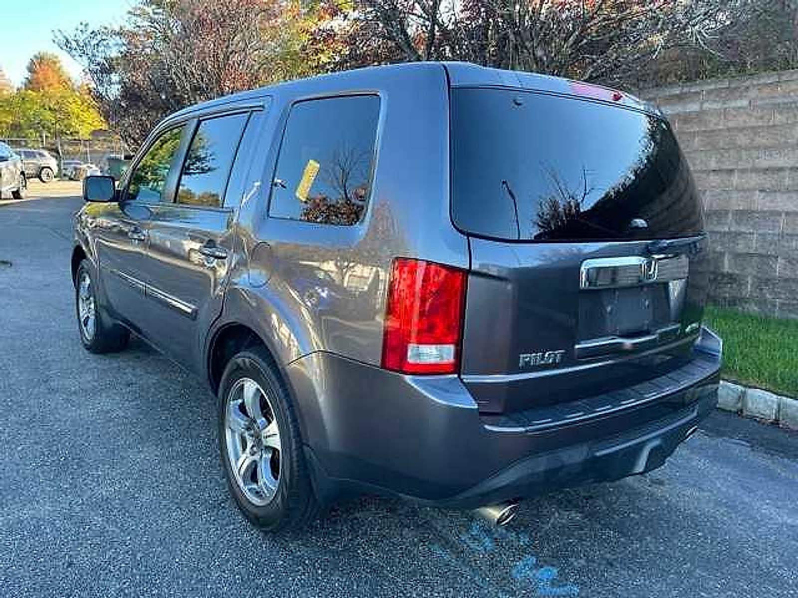 Thumbnail: 2015 Honda Pilot - 6