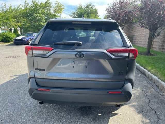 Thumbnail: 2021 Toyota RAV4 - 5