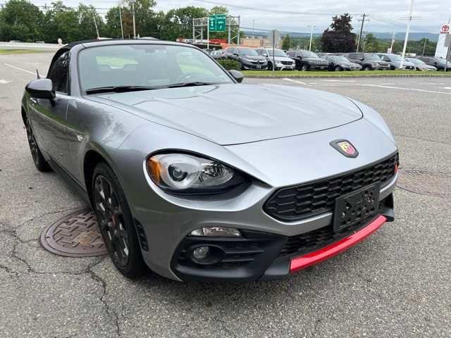 2017 Fiat 124 Spider Abarth 3