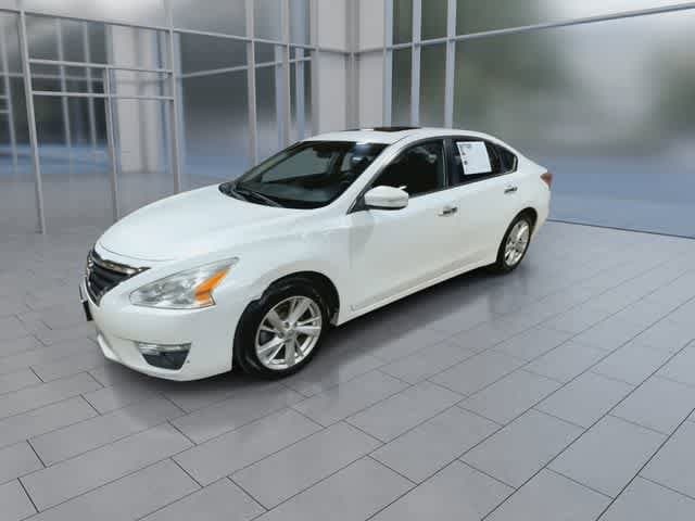 Thumbnail: 2013 Nissan Altima - 4