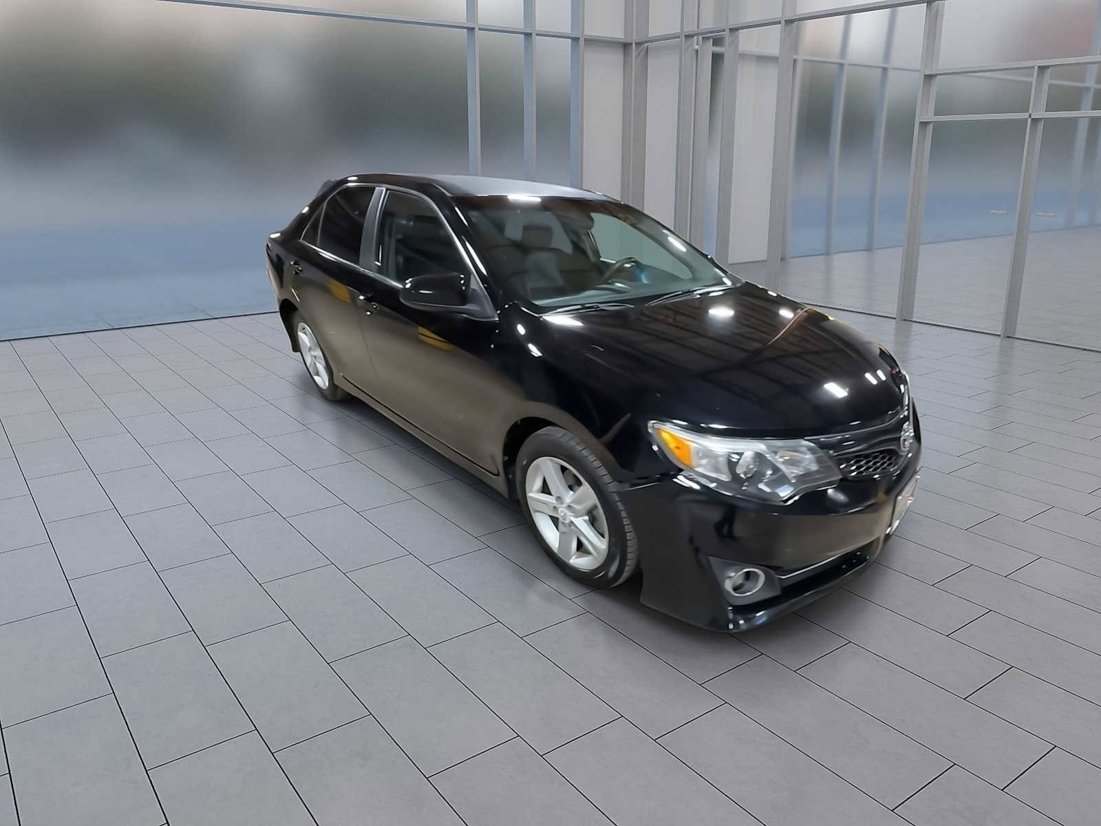 Thumbnail: 2012 Toyota Camry - 2