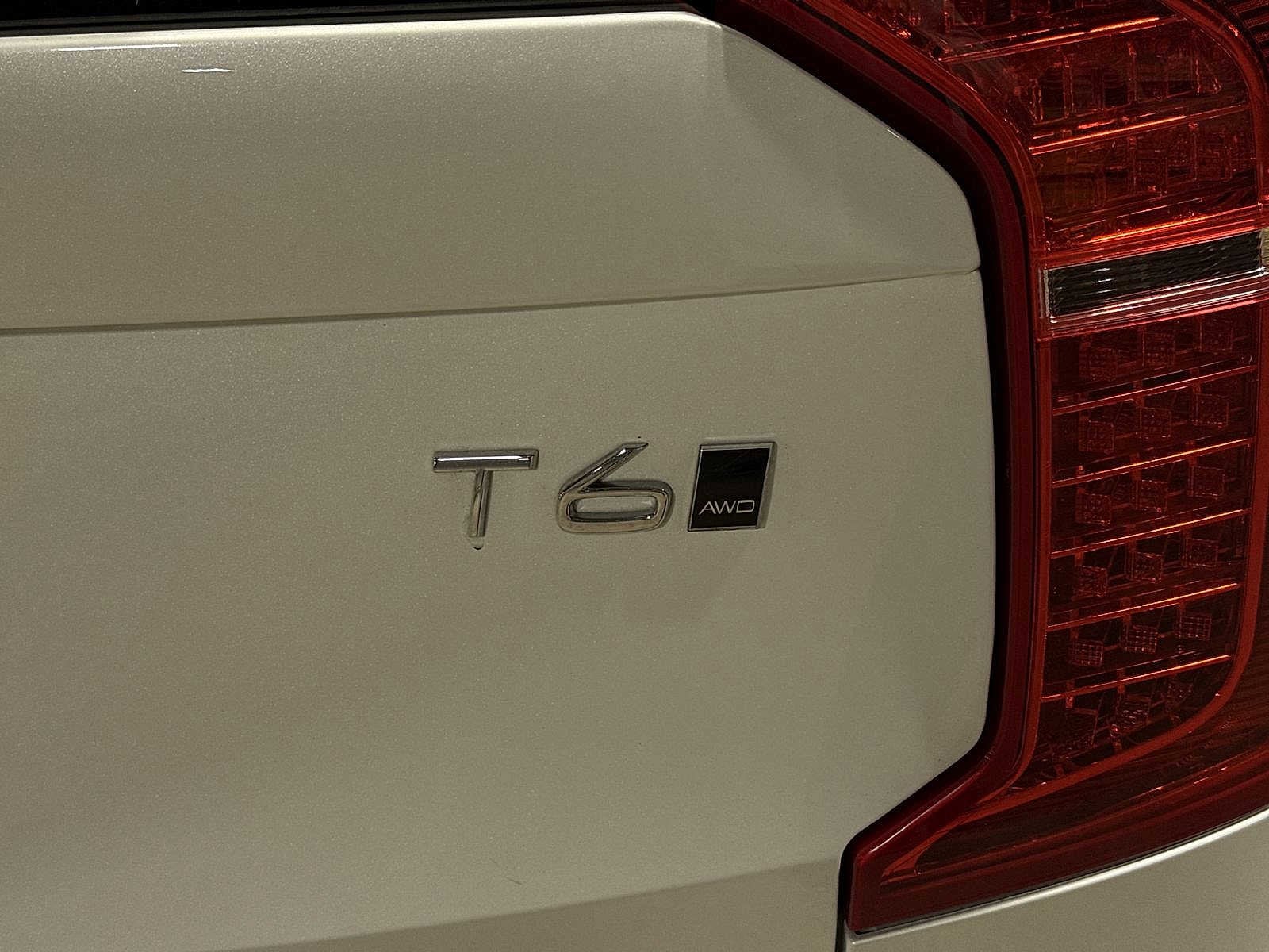 Thumbnail: 2019 Volvo XC90 - 29