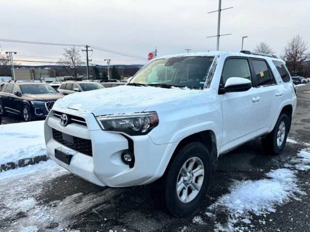 Used 2024 Toyota 4Runner SR5 SUV