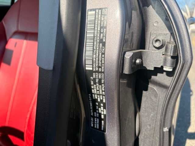 Thumbnail: 2019 Alfa Romeo Stelvio - 9