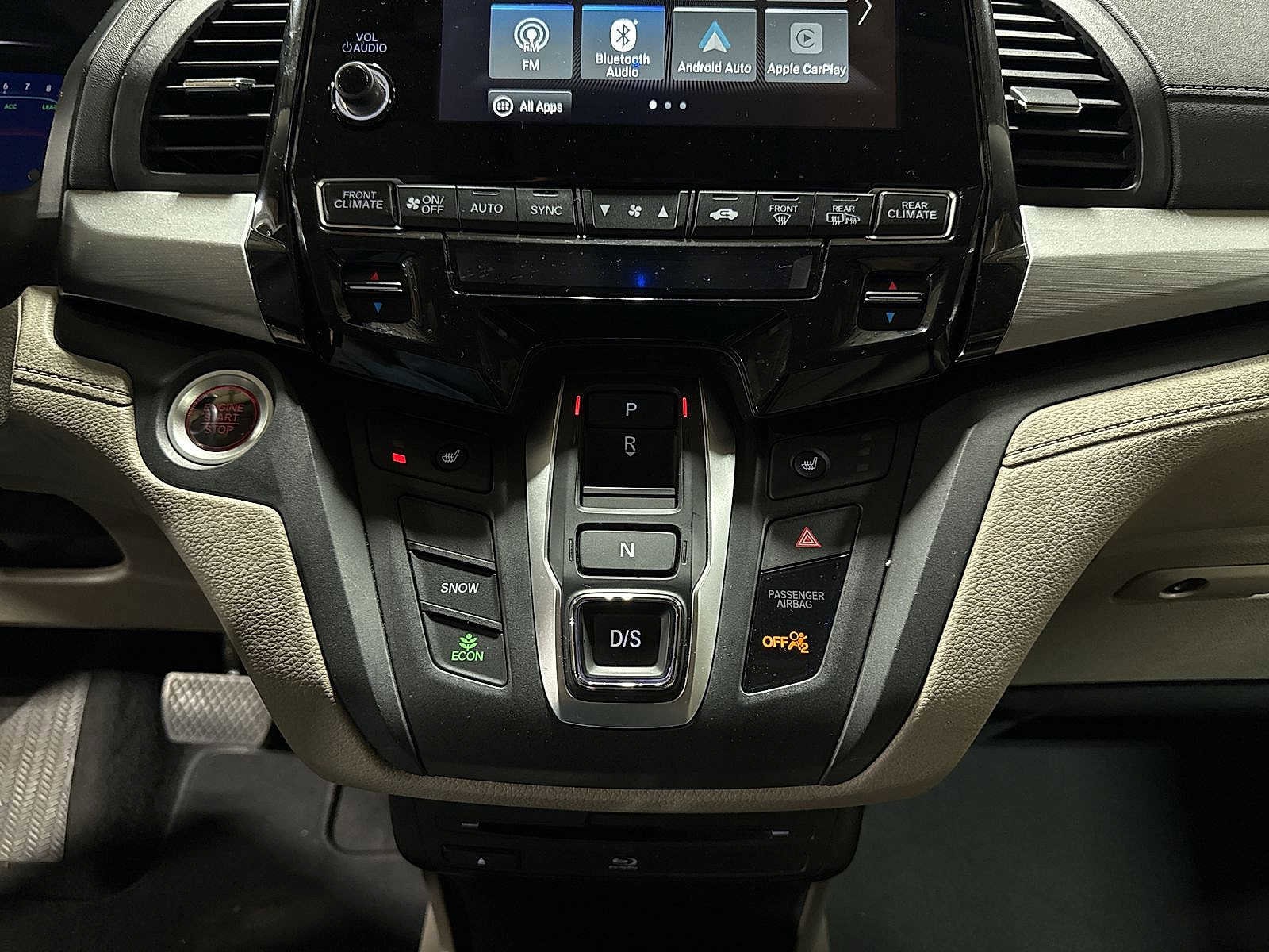 Thumbnail: 2018 Honda Odyssey - 23