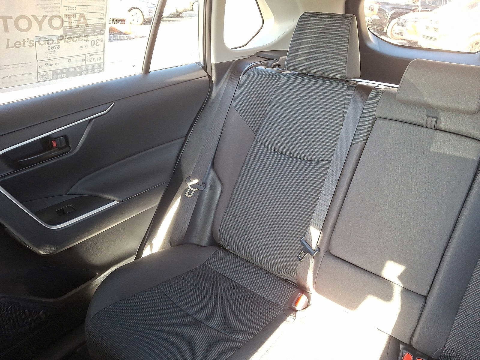 Thumbnail: 2025 Toyota RAV4 - 12