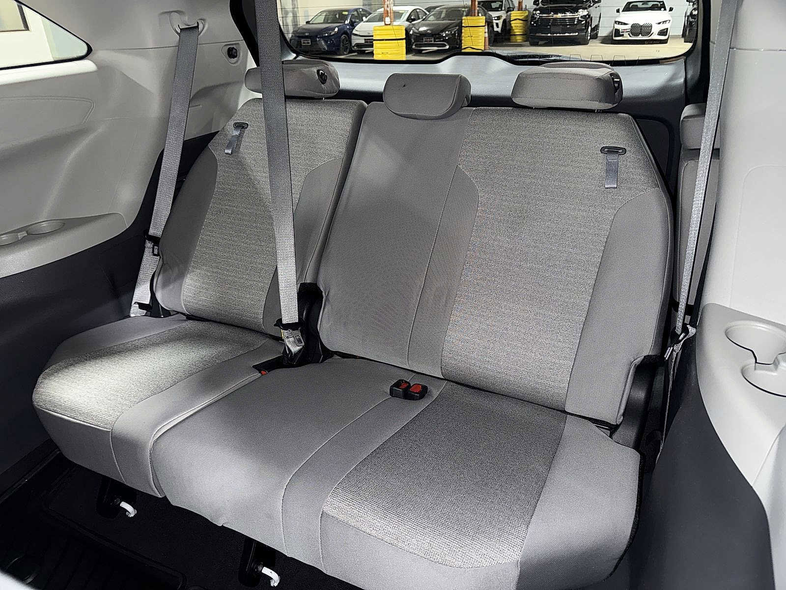 Thumbnail: 2023 Toyota Sienna - 18