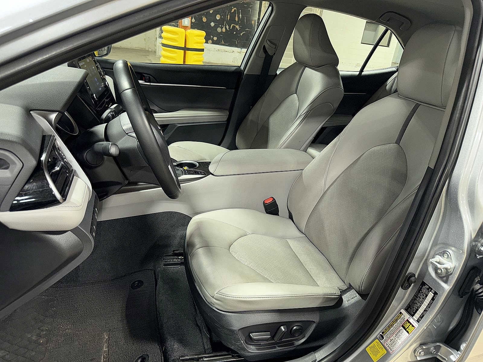 Thumbnail: 2023 Toyota Camry - 15