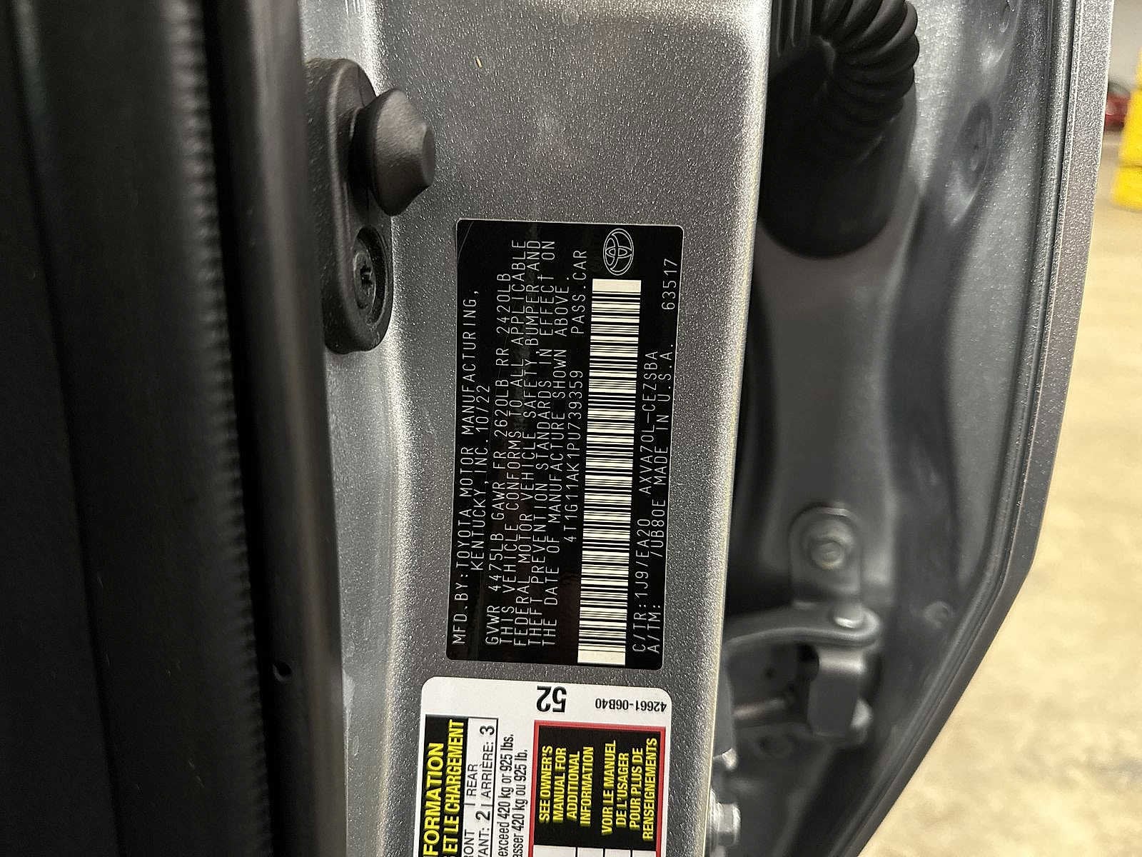 Thumbnail: 2023 Toyota Camry - 14