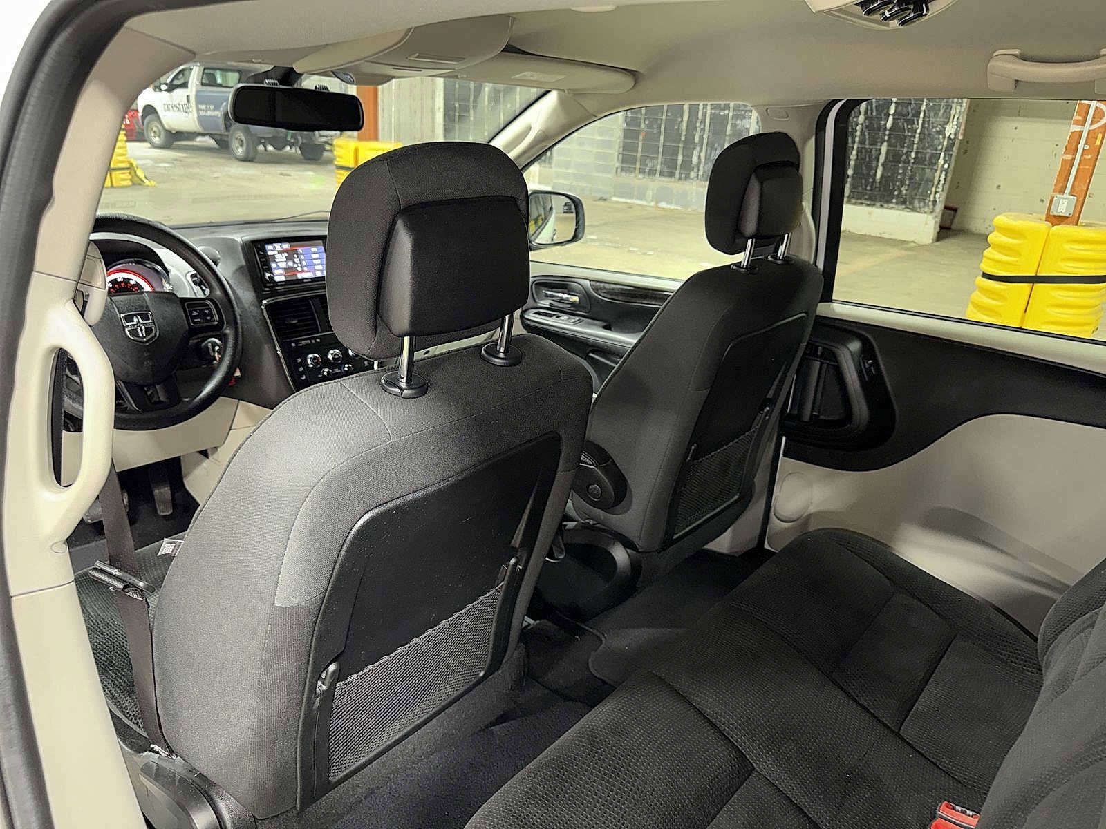 Thumbnail: 2019 Dodge Grand Caravan - 25