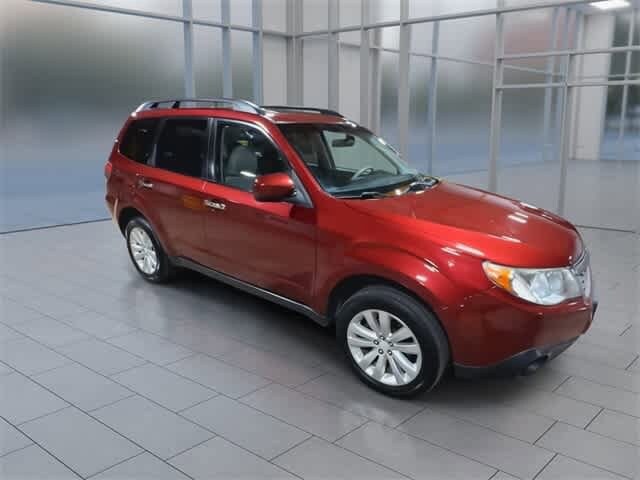 2011 Subaru Forester Premium 2