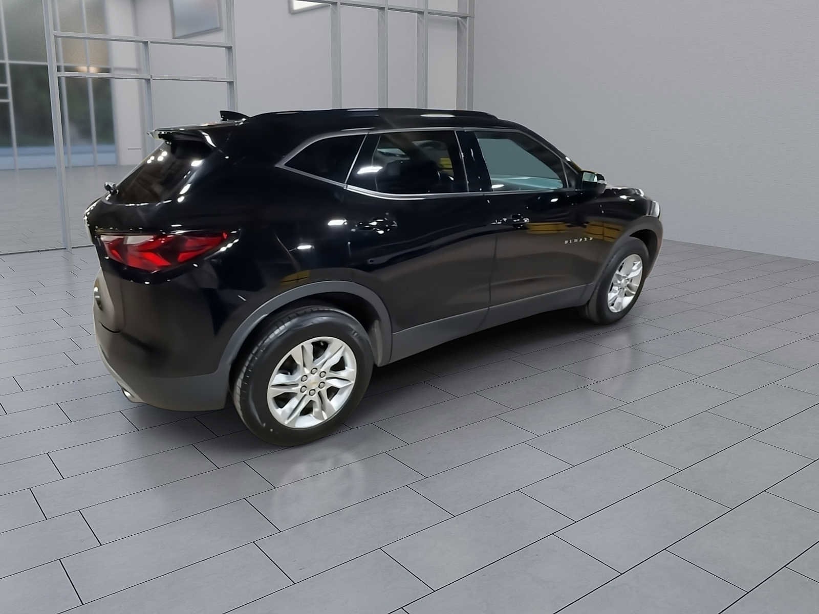 Thumbnail: 2019 Chevrolet Blazer - 8