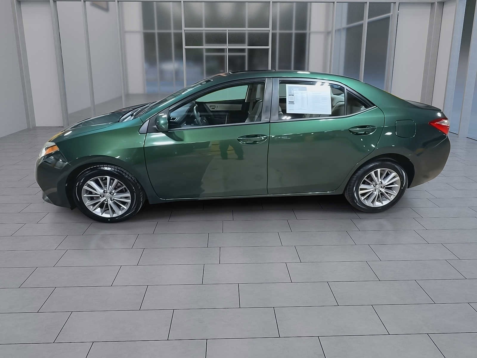 Thumbnail: 2014 Toyota Corolla - 5