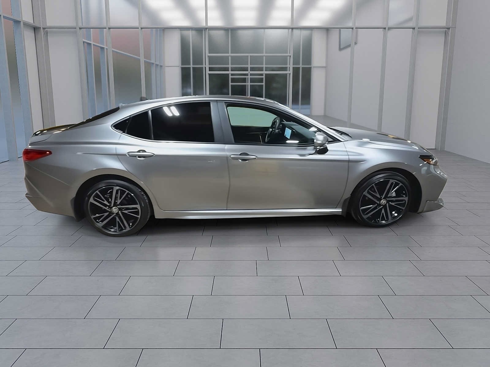 Thumbnail: 2025 Toyota Camry - 9