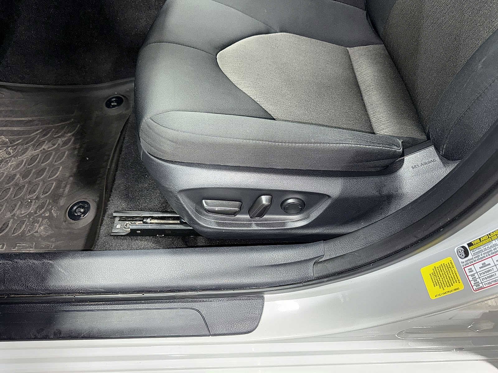 Thumbnail: 2024 Toyota Camry - 23