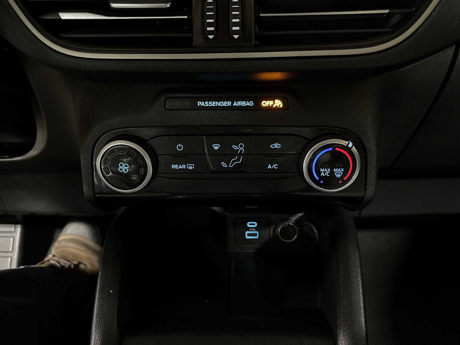 Thumbnail: 2022 Ford Escape - 19