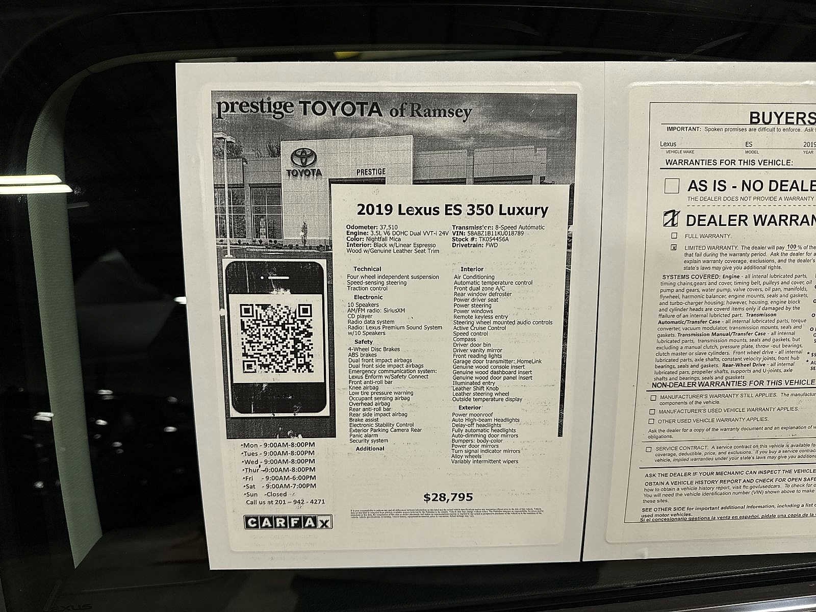 Thumbnail: 2019 Lexus ES - 12