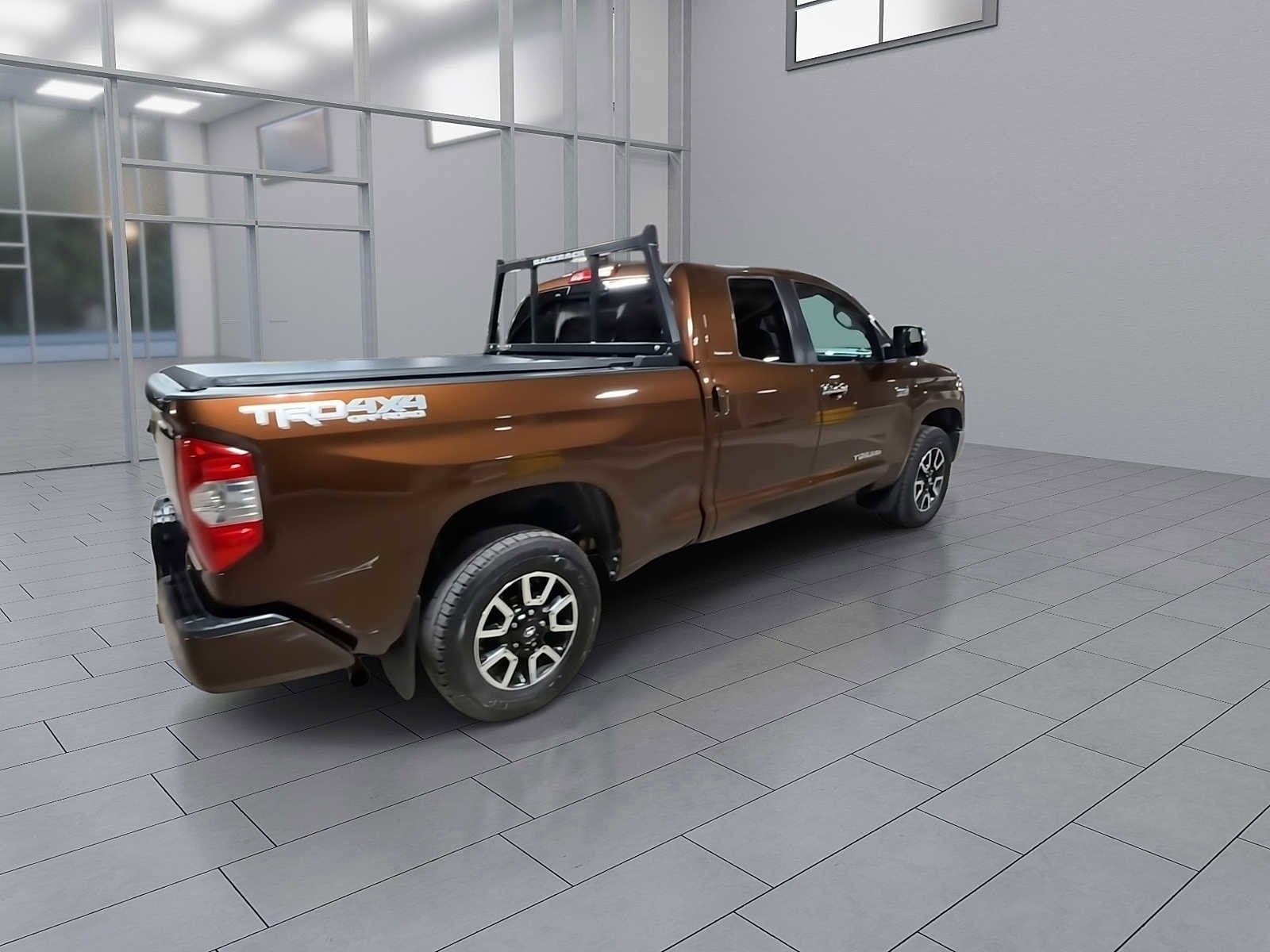 Thumbnail: 2017 Toyota Tundra - 8