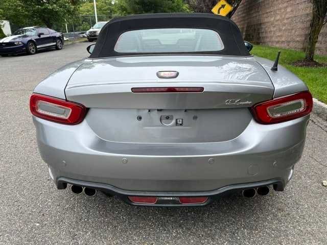 2017 Fiat 124 Spider Abarth 5
