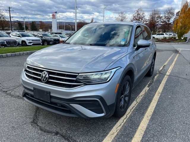 Thumbnail: 2023 Volkswagen Tiguan - 1