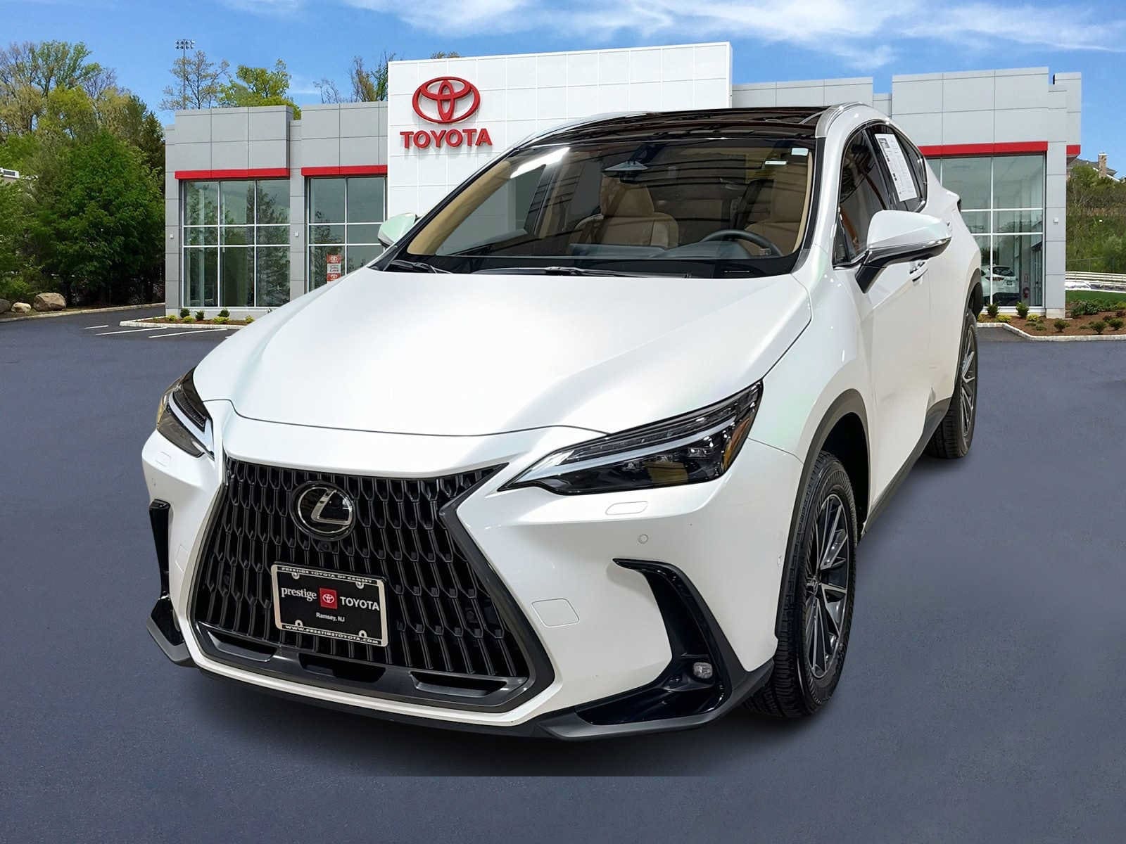 2025 Lexus NX Hybrid