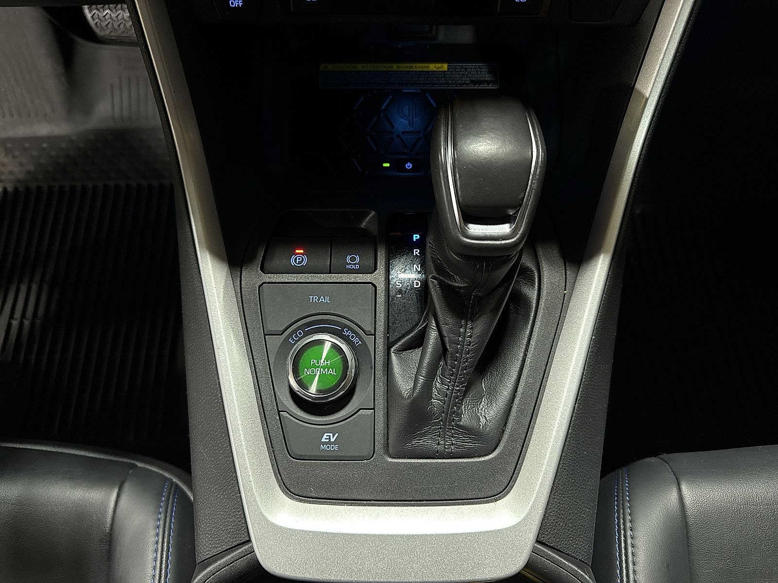 Thumbnail: 2021 Toyota RAV4 - 33