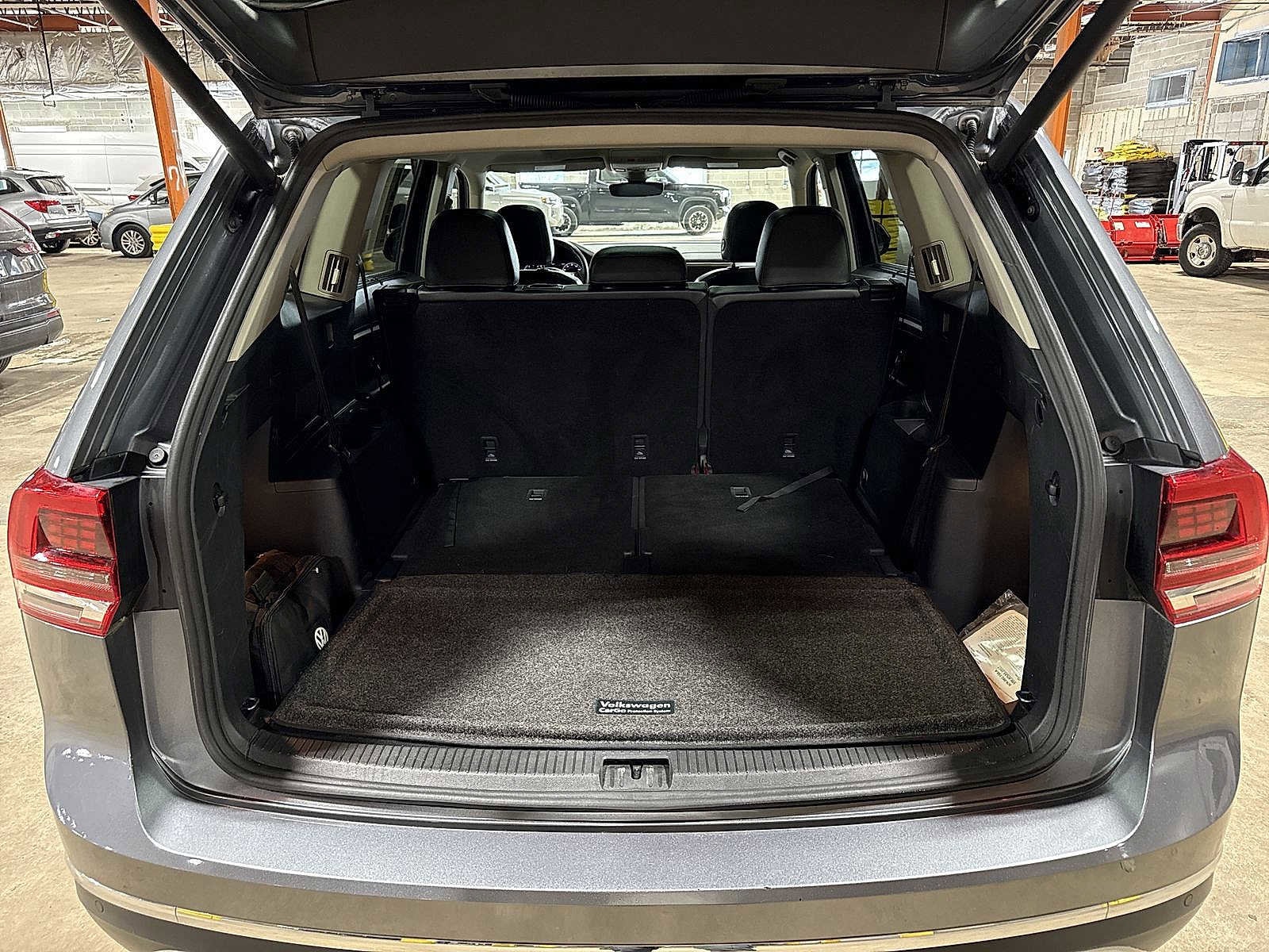 Thumbnail: 2019 Volkswagen Atlas - 11