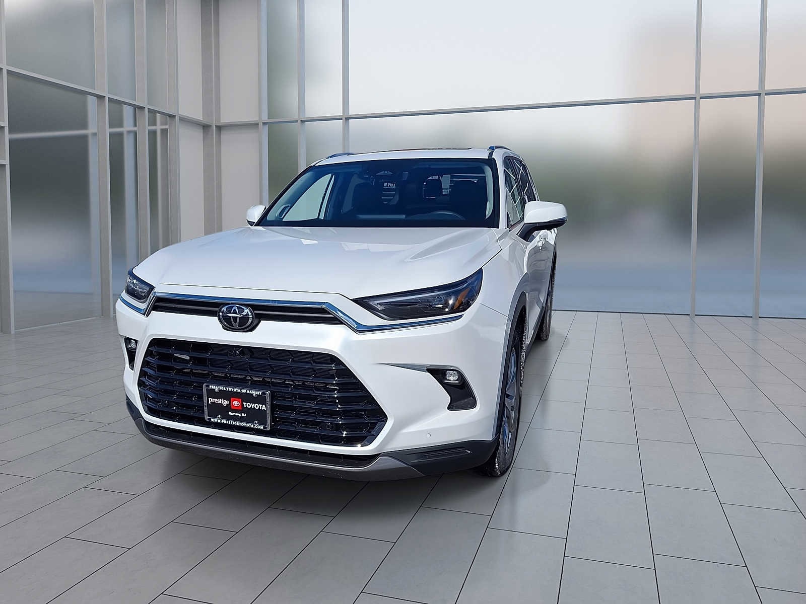 Thumbnail: 2026 Toyota Grand Highlander - 4