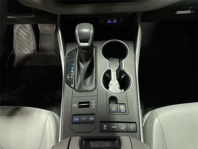 Thumbnail: 2022 Toyota Highlander - 32