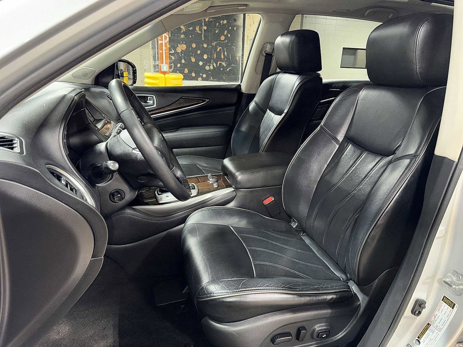 Thumbnail: 2015 INFINITI QX60 - 15