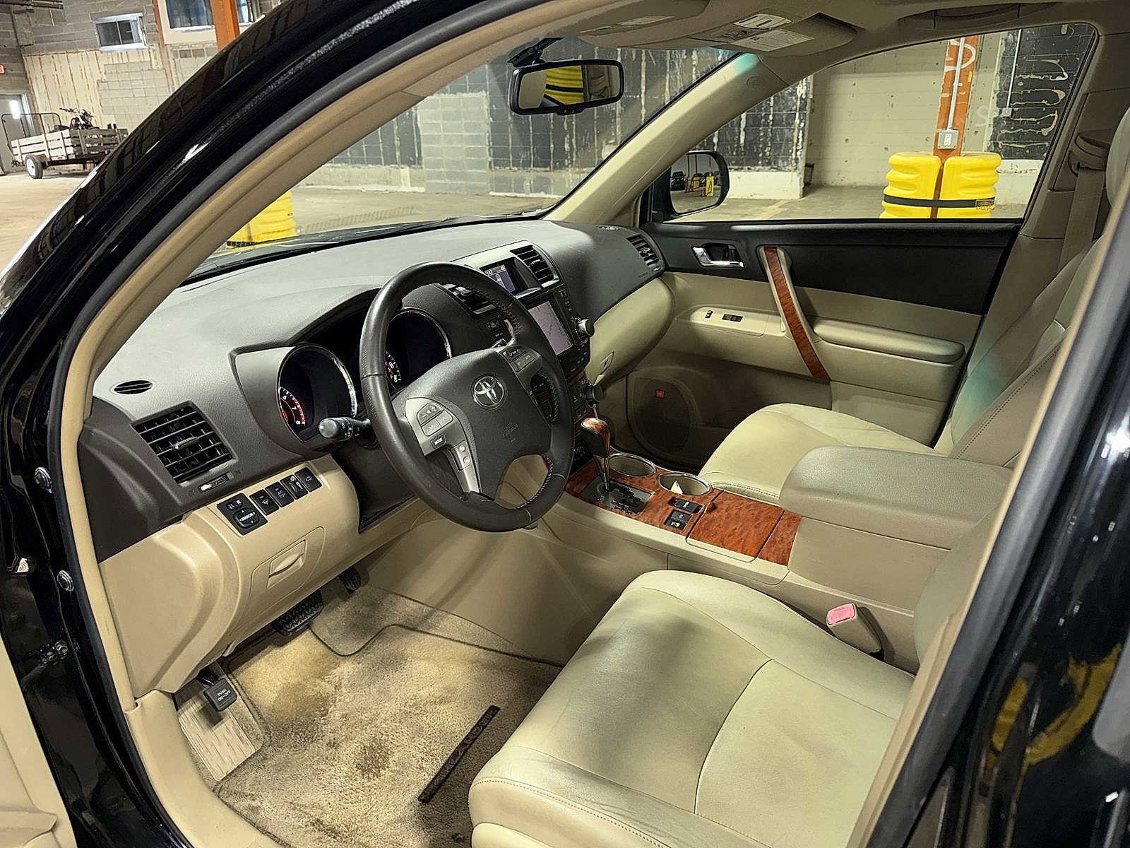 Thumbnail: 2008 Toyota Highlander - 34