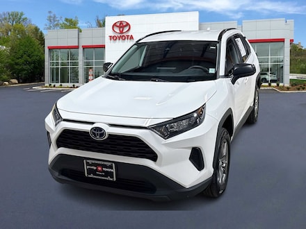 2022 Toyota RAV4 Hybrid LE SUV