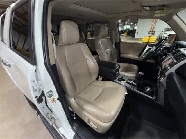 Thumbnail: 2013 Toyota 4Runner - 16