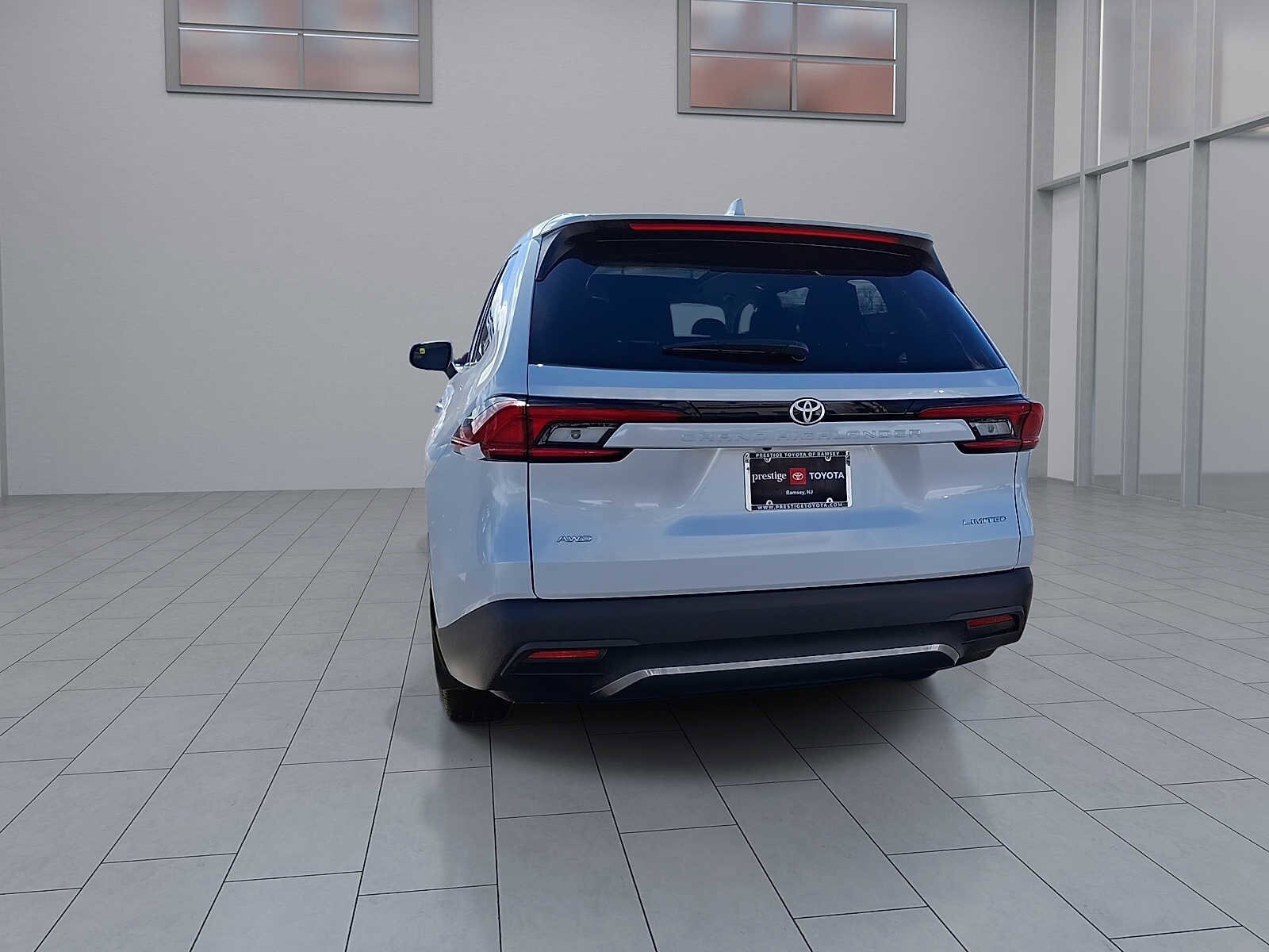 Thumbnail: 2026 Toyota Grand Highlander - 9