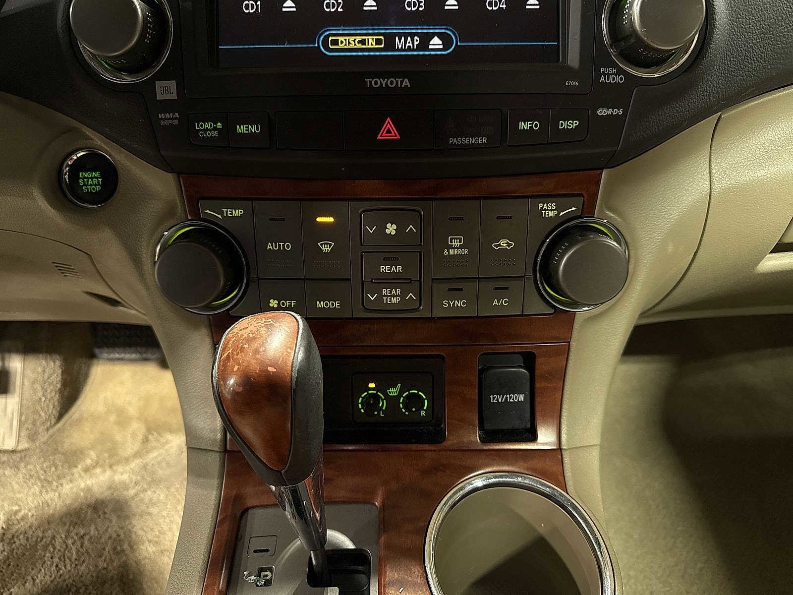 Thumbnail: 2008 Toyota Highlander - 23