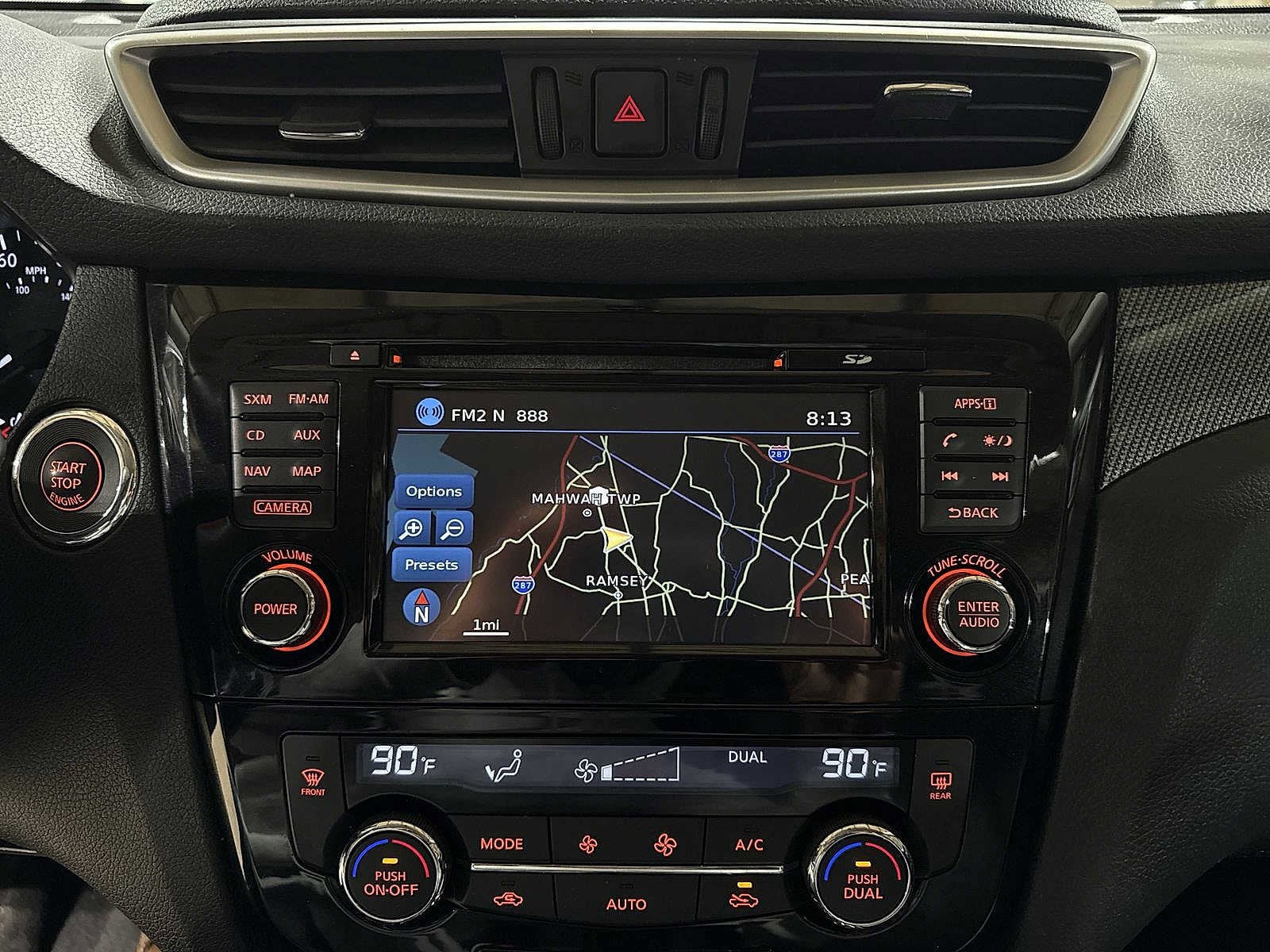 Thumbnail: 2015 Nissan Rogue - 20